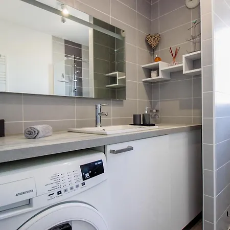 Urban Jungle Terrasse Clim Parking *