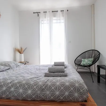 Urban Jungle Terrasse Clim Parking *